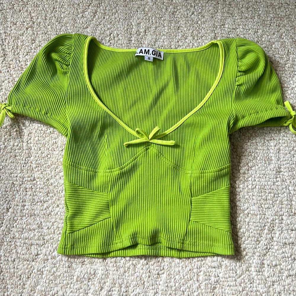 I AM GIA Green Top
